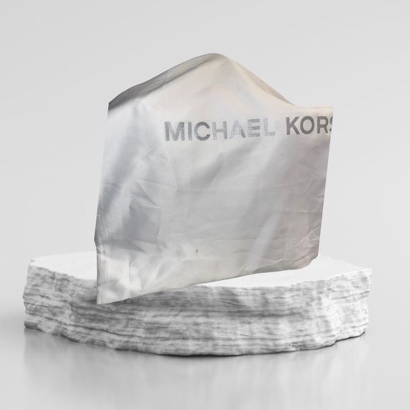 🔥 SALE! HP! 🔥 Michael Kors Cynthia Small Satchel - Picture 13 of 14